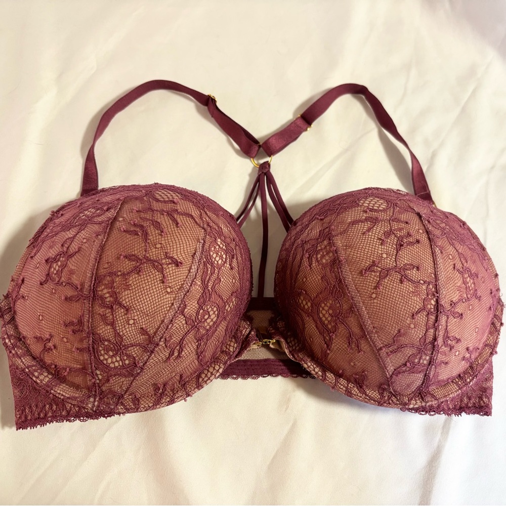 Victoria's Secret Lace Bra in Deep Red - Picture 2 of 6